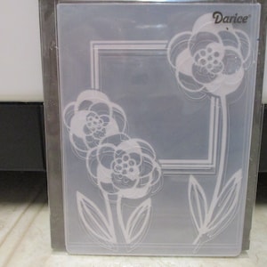 Darice Three Flowers Embossing Folder-Spring Embossing Folders-Easter Embossing Folders-Floral Embossing Folders-Flower Embossing Folders
