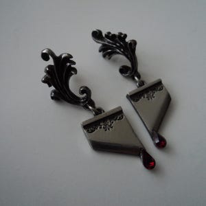 Alchemy Carta 1977 England earring