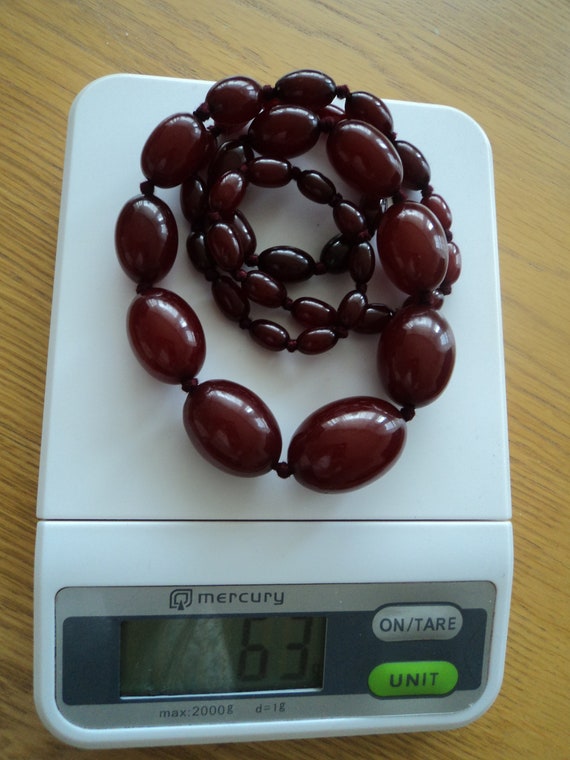 Bakelite necklace 63g