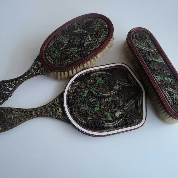 vintage ART DECO émail coupé perles en acier brosse peigne et miroir ensemble