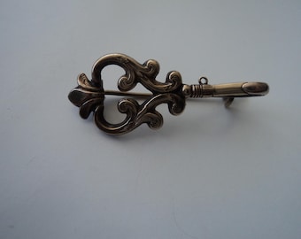 Antique Victorian Nurses watch brooch