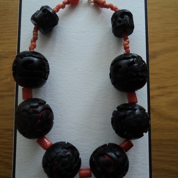 Vintage Black Cinnabar beads red coral bracelet