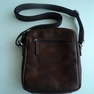 Vintage USED Bugatti brown leather bag