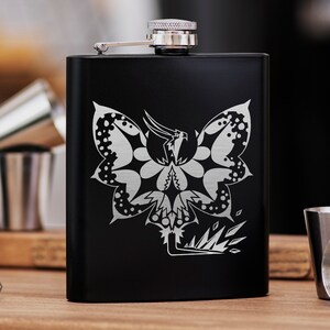 Shrieking Legiana MHW Black Hip Flask 7oz Stainless Steel / Great Gift Idea for Gamer Dad, Best Friend, Personalized Gamer Gift for Husband