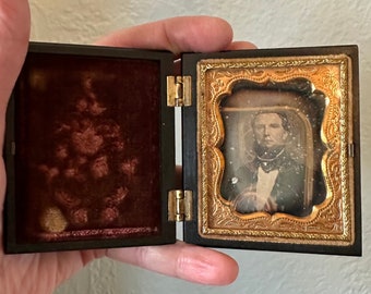 Antike Daguerreotypie Fotografie einer Mann Neunte Platte Komplette Thermoplastik Hülle um 1845