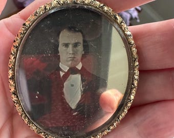 Antique Daguerreotype Photograph Locket Pendant with Hairwork American 1845