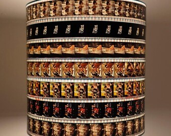 Der erste Wives Club 35 mm Lampenschirm aus recyceltem Filmstreifen