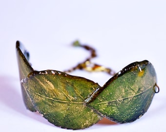 Real leaf bracelet, Green gift jewelry, leaf cuff bracelet, Nature gift bangle, Olive green leaves bracelet gift pressed leaf resin bracelet