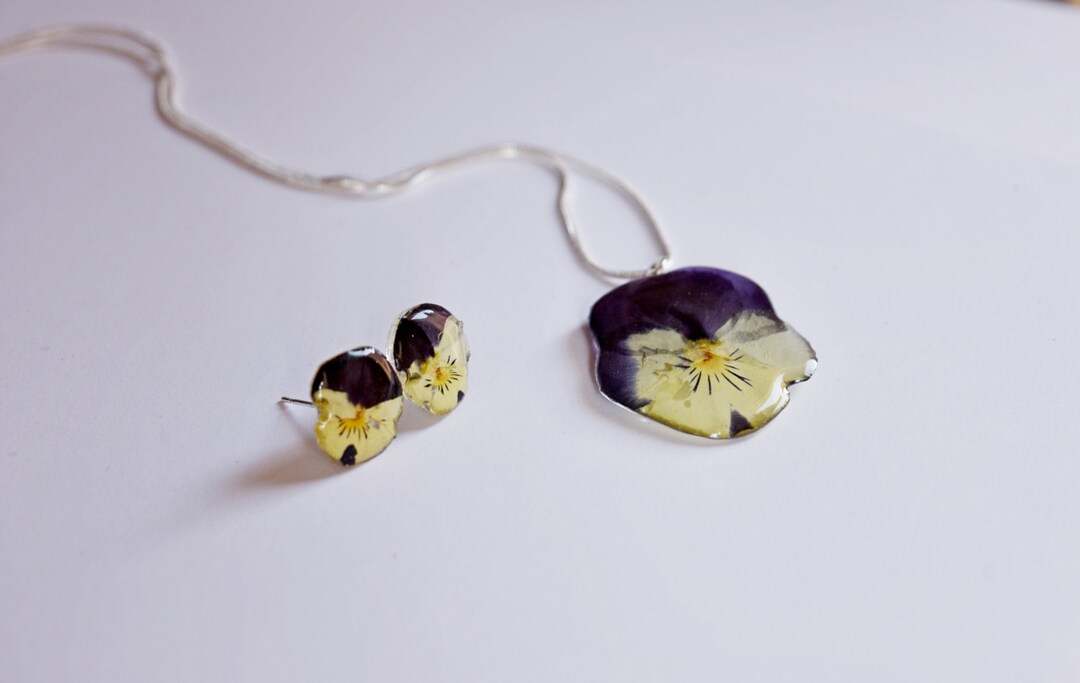 Floral Jewelry Gift Pansy Necklace Resin Pansy Pendant Gift Etsy