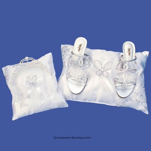 Butterfly Ceremony Pillow Set