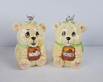 Juego de jarro para crema y azucarero de cerámica pintados a mano con diseño de oso y abeja, 12,7 cm de alto.