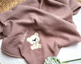 Couverture en mousseline avec ours appliqué et nom | Couverture en mousseline pour bébés | Couverture d'été | Idée cadeau pour une naissance