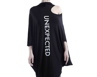 Zwarte maxi-tuniektop: losse gotische jurk, statement zomertop