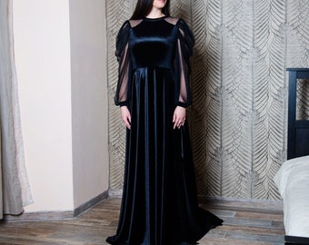 Black Velvet Regency Gown, Boutique Black Tie Ball Dress, Empire Waist, Draped Sleeve, Sweep Train, Gothic Homecoming Dress,