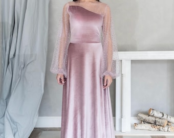 Vestido formal de terciopelo rosa empolvado, elegante vestido de corte A con un solo hombro y mangas de tul, largo hasta el suelo para ocasiones especiales.