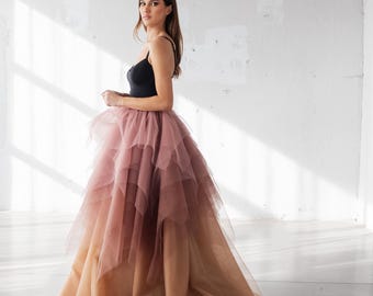 Falda de novia con capas, conjunto nupcial romántico de dos piezas, look de novia ligero y etéreo
