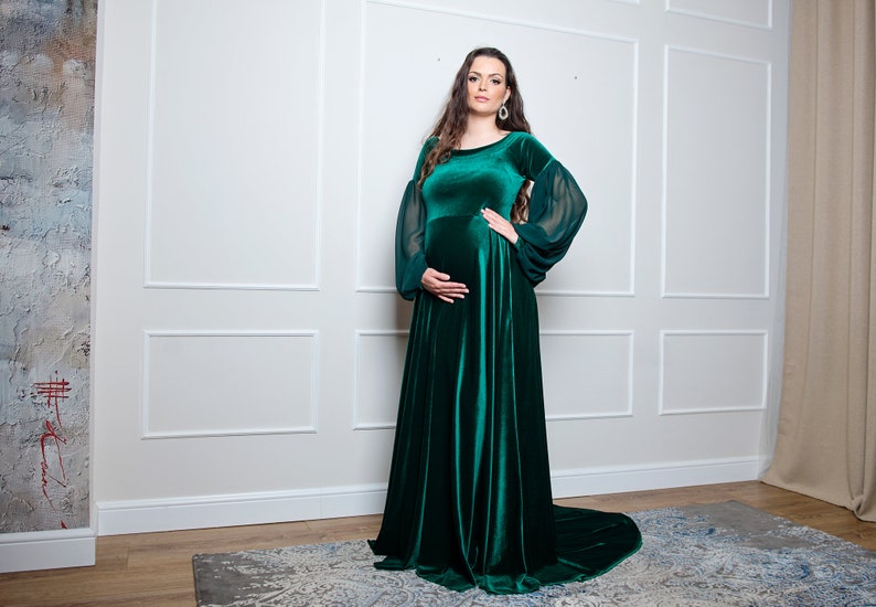 Emerald Green Velvet Ren Faire Dress, Maxi Renaissance Dress, Medieval Dress, Ren Faire Costume, Velvet Dress with Train, Maternity Gown image 6