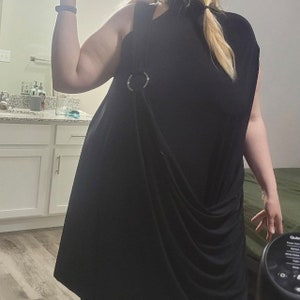 Avantgarde schwarzes Kleid, Goddess Kleid, Maxi One-Shoulder-Kleid, einzigartige futuristische Kleidung, schulterfrei, drapieren Detail, Goth Loses Kleid Bild 8