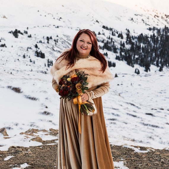 Buy Gold Velvet Maternity Gown, Long Velvet Dress for Photo Shoot, Plus Size  Wedding Dress, Elegant Velvet Gown for Pregnant Women Online in India - Etsy