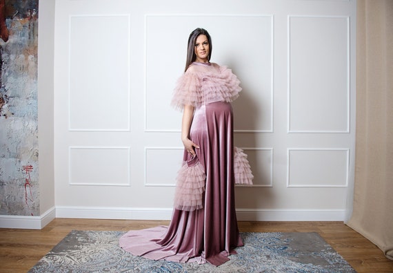 pink velvet maternity dress Blush Velvet Maternity Gown With Train, Elegant Extravagant Photoshoot Dress