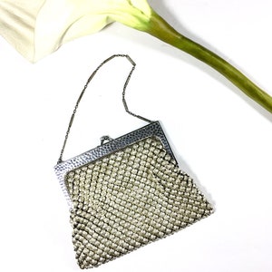 Antique Whiting and Davis Mesh Bag Metal Clutch Purse Original Silk Lining and Chain Collectable Art Deco 1920's