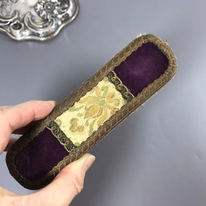 Victorian Velvet Clothing Brush