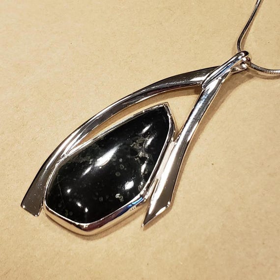 Very Rare Vintage Native American Navajo Calaverite Tellurim Sterling Silver Bracelet Old Very Rare Vintage Native American Navajo Calaverite Tellurim Sterling Silver Bracelet Old