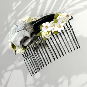 Floral Crow Skull Hair Comb, Floral Hair Accessory, Vintage Style Comb, Gothic Hair Clip, Swarovski Crystals Hair Clip