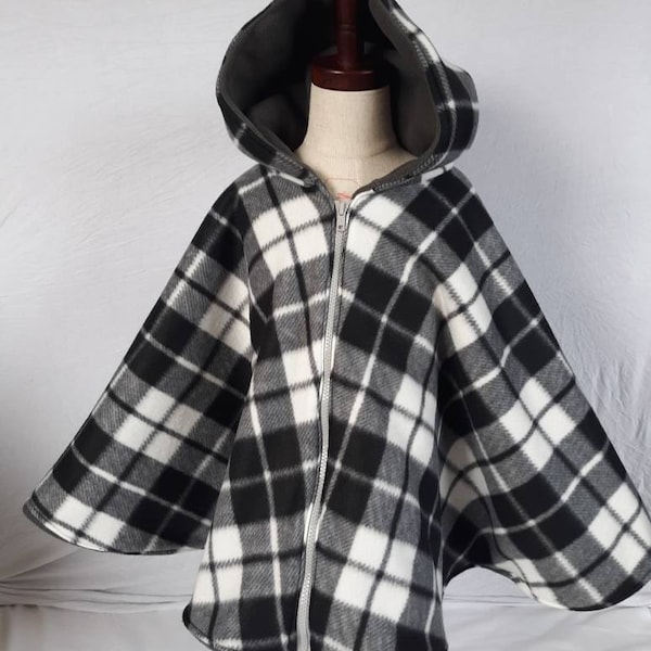 Kids car seat poncho, fleece car seat poncho, zipper front poncho, hooded poncho, winter poncho, kids winter coat