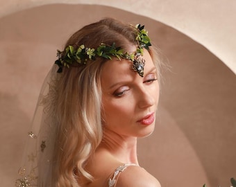 クリスタルビーズ付きグリーンの魔法の森のティアラ – 妖精のウェディングクラウン