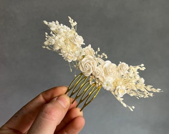 Ivory flower comb with ivory roses Dried flower comb Bridal accessories Bride to be Cream wedding comb Wedding headpiece Magaela handmade