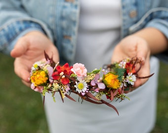 Bunter Sommer Blumenkranz Halbkranz Braut Halbkrone Hochzeit Blumenkranz Braut accessoires Haarkrone für Braut Handmade Magaela