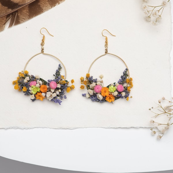 Circle dangle earrings Flower earrings Golden Meadow colourful flower earrings for bride Dried flowers Magaela Lavender handmade