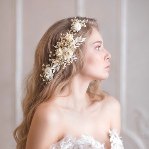 Arreglo de pelo de flores de boda de marfil con flores preservadas Tocado de boda Enredadera de pelo blanco Flores de pelo nupcial Pieza de pelo blanco imagen 3