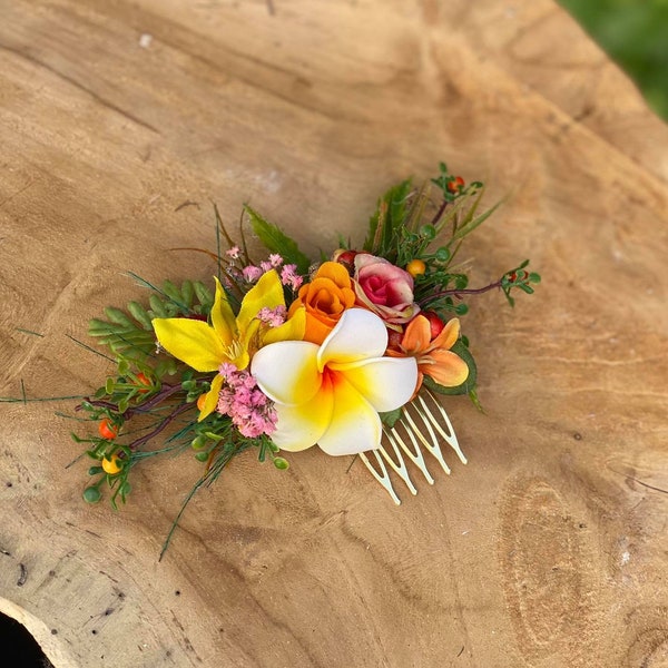 Peigne à cheveux de mariage exotique Plumeria peigne de mariée Tropical coiffe de mariage Magaela bijoux de cheveux Mariage au bord de la mer Peigne de mariage de plage Hawaii