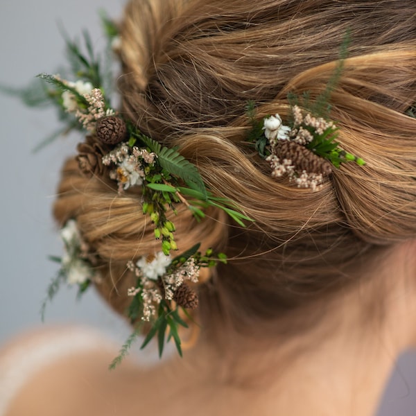 Flower haipins Woodland flower hairpins Wedding in forest Bridal hair Hair accessories Fairy design Rustic wedding Fern hairpins Magaela