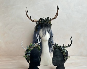 Halloween crown with deer antlers Black flower crown Horns crown Headband with ivory antlers Bride Photo shoot Wedding Headpiece Woodland