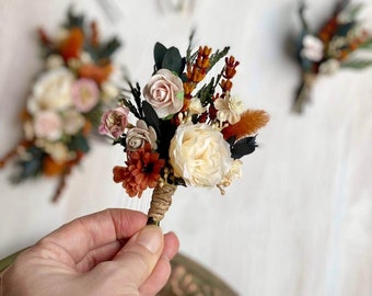 Autumn flower boutonniere Burnt orange and ivory dried groom's corsage Terracotta Groomsmen buttonhole Wedding accessories Magaela Lapel