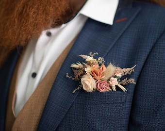 Romantic pocket boutonniere with roses Rustic flower groom's corsage Wedding accessories Lapel Customisable wedding boutonnieres Magaela