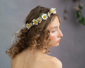 Couronne de cheveux de mariée Marguerite, couronne de fleurs de mariage, mariage de prairie, couronne de mariée de printemps, halo de fleurs de mariage de prairie d'été, Magaela, fait main