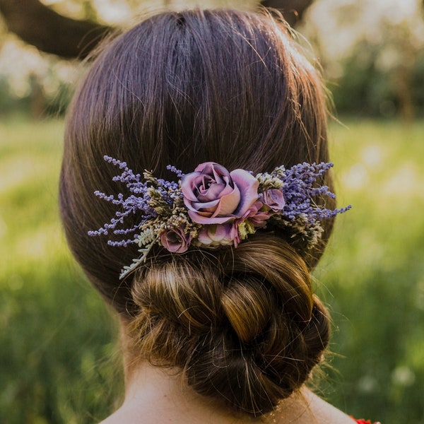 VERY PERI Romantic purple and pink flower comb Wedding headpiece Bridal comb Violet hair jewellery Dusty purple comb Customisable Magaela