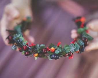 Autumn flower half wreath with berries Fall bridal flower crown Magaela accessories Eucalyptus autumn hair wreath Woodland flower crown