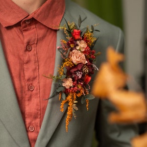 Big brooch corsage Autumn boutonniere Fall wedding Groom's accessory Flower buttonhole Fall wedding Rustic style Burgundy Boho wedding