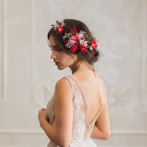 Rode bruidswijnstok Haarbloemen voor bruid Bruidsaccessoires Rode en witte bloemkam Bruiloft haarkam Flexibel Vormbaar haarwijnstok Buigbaar