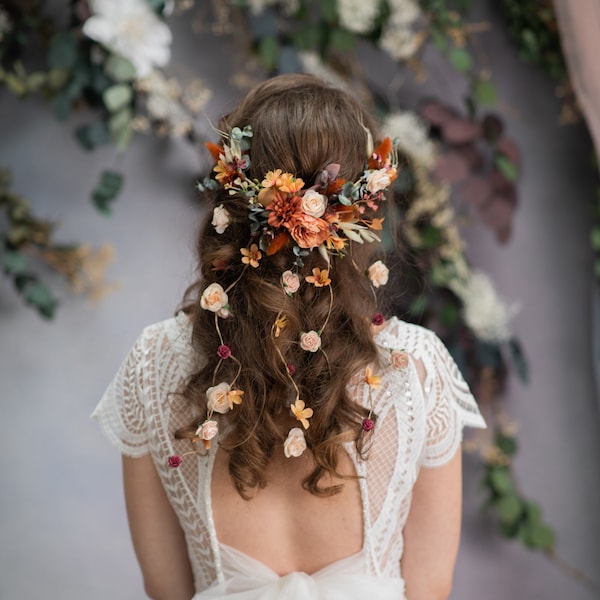 Rustic wedding Bridal hair vine with flower veil Autumn wedding Cottagecore hairstyle Vintage wedding Bridal hair Flower veil Magaela Bride