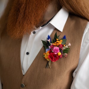 Colorful groom's boutonniere Colorful corsage Boho flower buttonhole Corsage for groom Flower boutonniere Summer wedding Magela