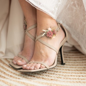 Romantic flower shoe clips Flower decoration for shoe High heels flower clips Wedding accessories Bridal shoes flowers Dusty pink rose clips image 1