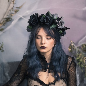 Black Rose Flower Crown: Gothic Halloween Wedding Headpiece