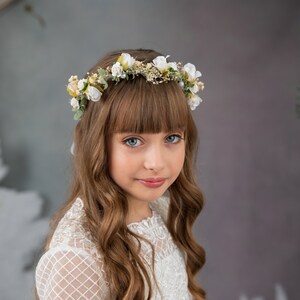 Holy communion crown with white roses and pearls Flower hair wreath for flower girl Bridal accessories Wedding jewellery Headpiece Magaela