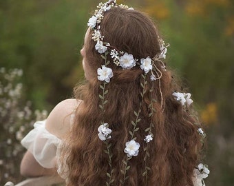 White flower hair wreath with vines Bridal hair crown Romantic braided hair wreath White bridal headpiece Hair jewelry Wedding 2021 Magaela